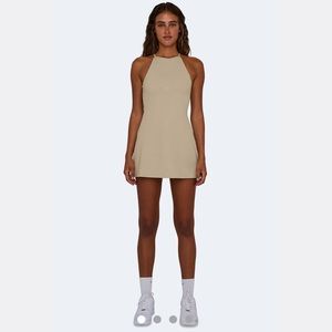 SET ACTIVE SPORTBODY™ THE DRESS